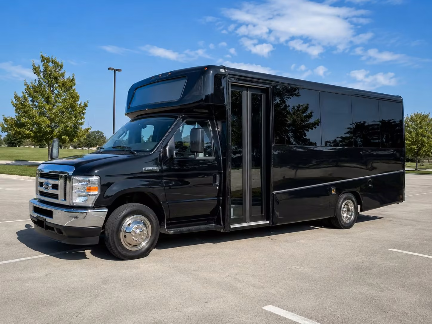 titusville 15 passenger minibus rental