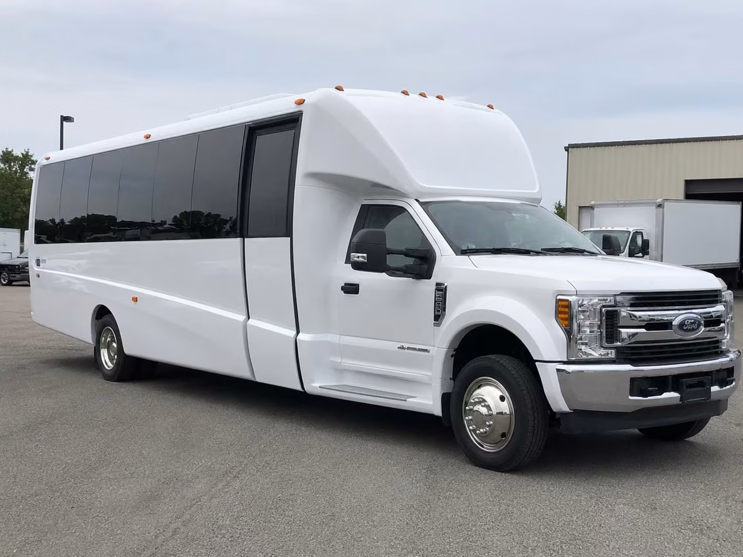titusville 18 passenger minibus rental